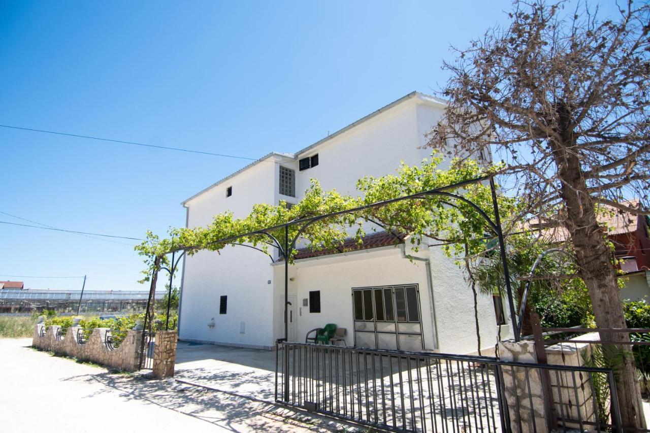 Apartmani Ivana Kaštela Exterior foto
