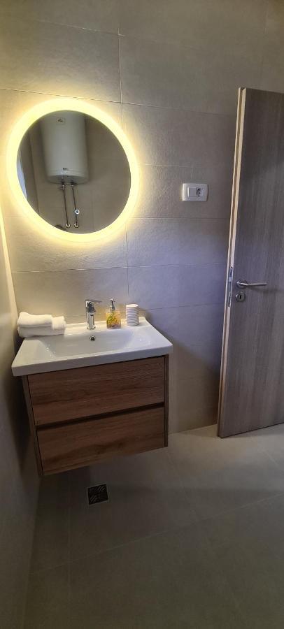 Apartmani Ivana Kaštela Exterior foto